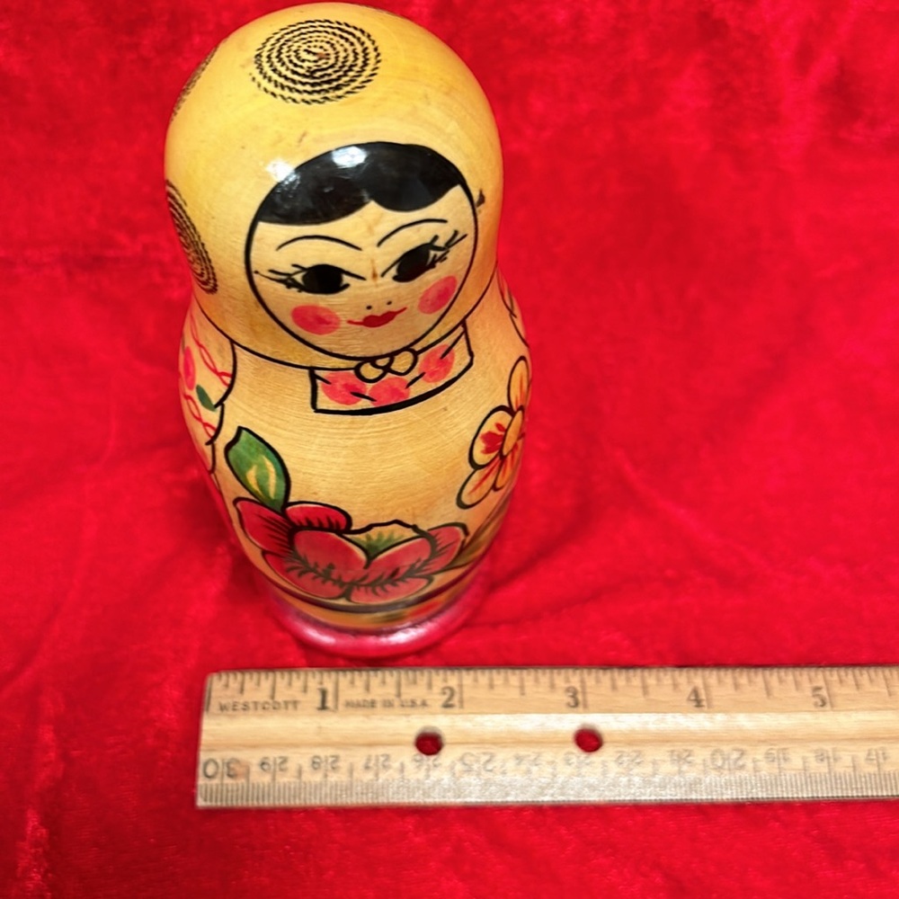 Authentic Russian Nesting Dolls Set - Picture 14 of 14